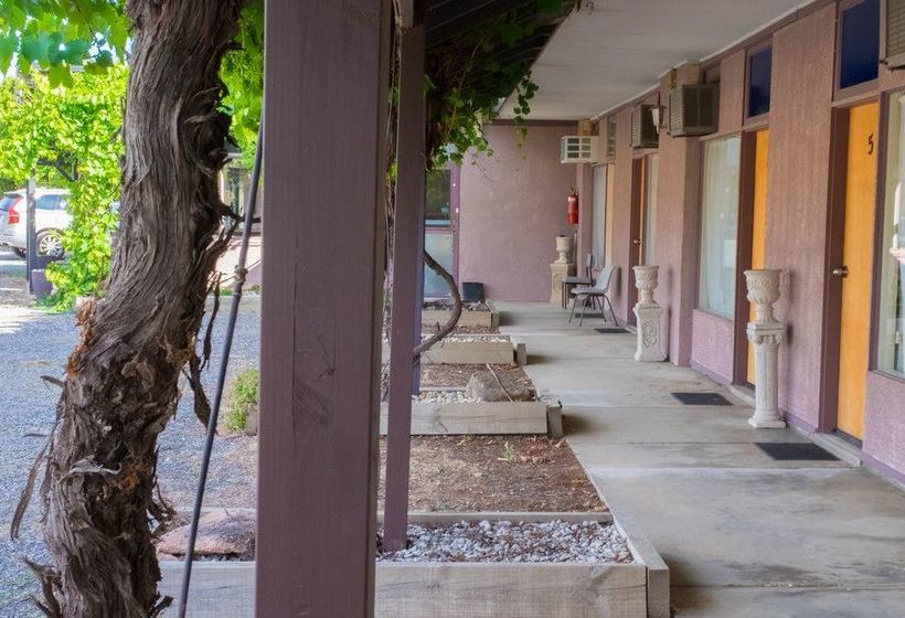 فندق على الطريق London Motor Inn