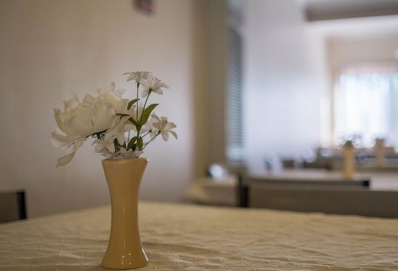 فندق على الطريق London Motor Inn