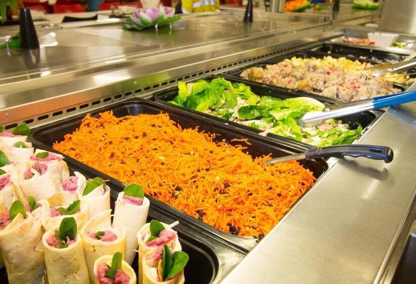 مُتل The Landing Port Hedland