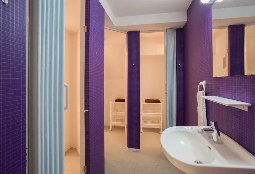 Nagoya Travellers Hostel