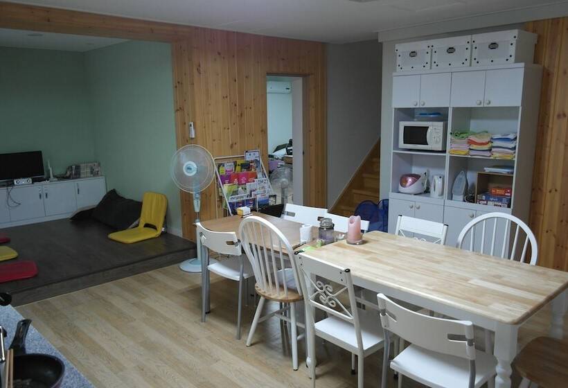 Pensão Agit Guesthouse