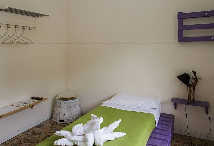 پانسیون Ecologic Moroni