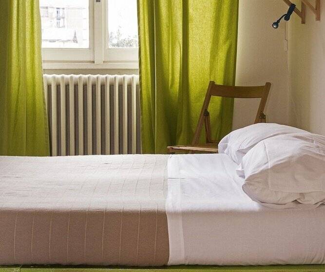 پانسیون Ecologic Moroni