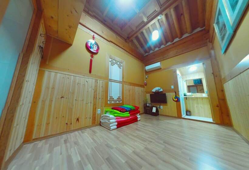 פנסיון Hanokguesthouse Jangsoo