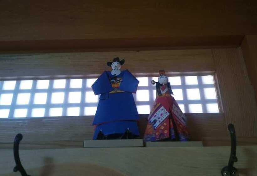 פנסיון Hanokguesthouse Jangsoo