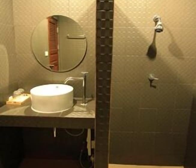 膳宿费 Ihouse Chiangrai