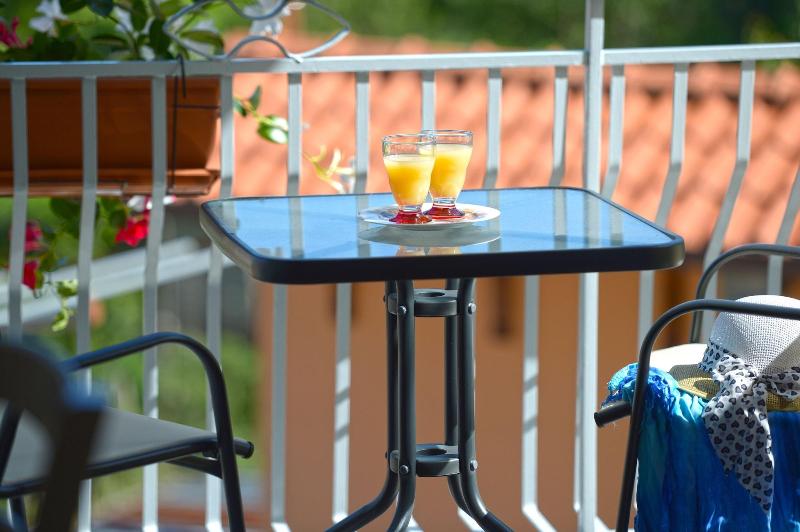 פנסיון Mamaral