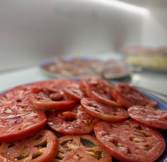 פנסיון Mamaral