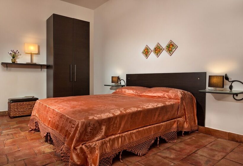 פנסיון Nake Residenza Artistica