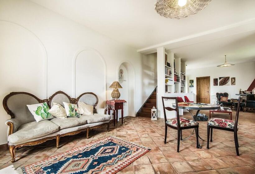 פנסיון Nake Residenza Artistica