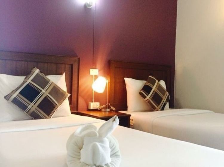 펜션 Rooms At Krabi Guesthouse