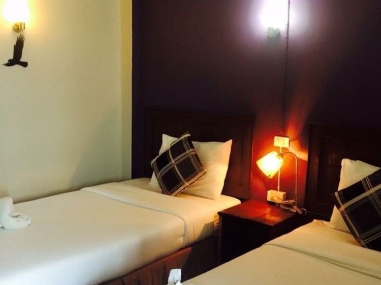 펜션 Rooms At Krabi Guesthouse