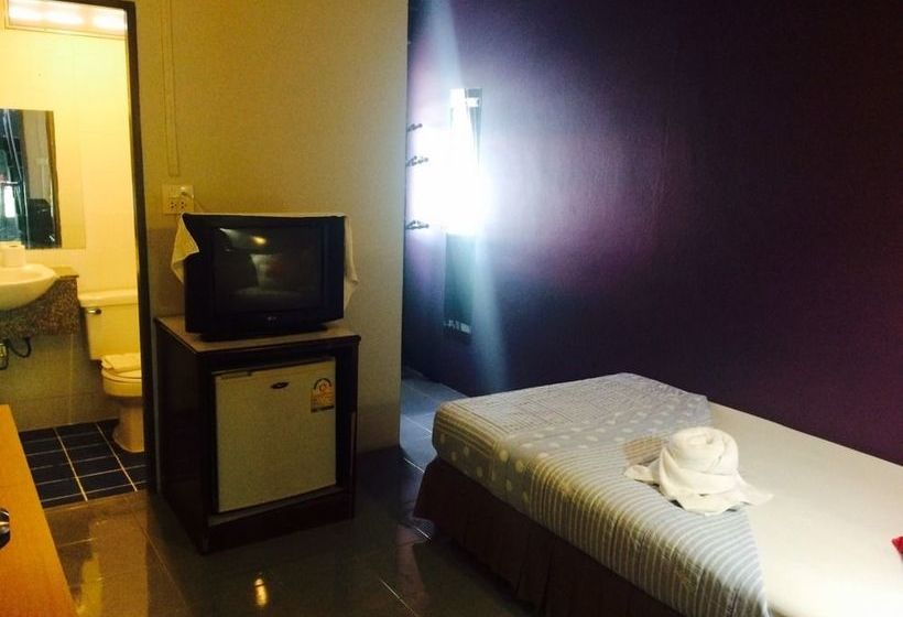 펜션 Rooms At Krabi Guesthouse