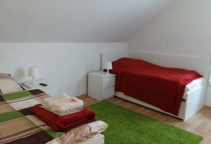 膳宿费 Schlafgelegenheit