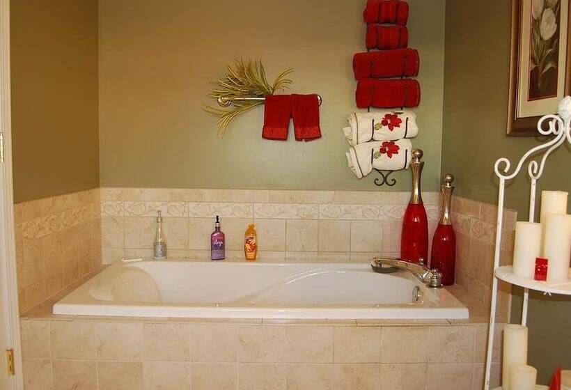 Pictured Rocks Bed And Breakfast