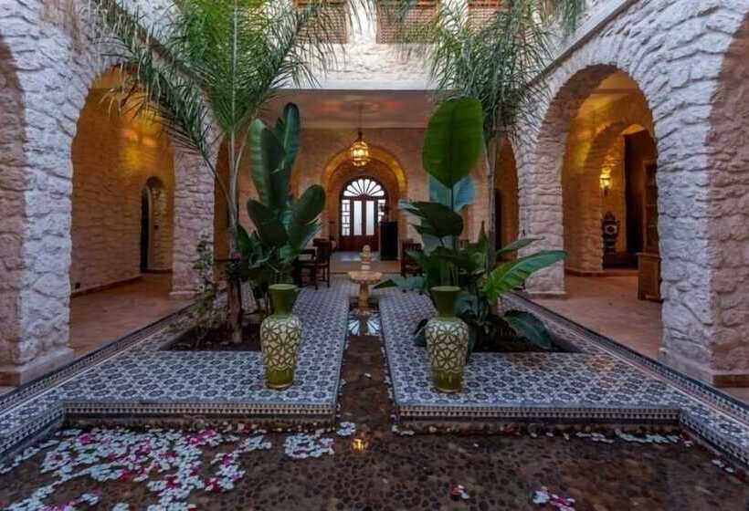 Riad Dharma