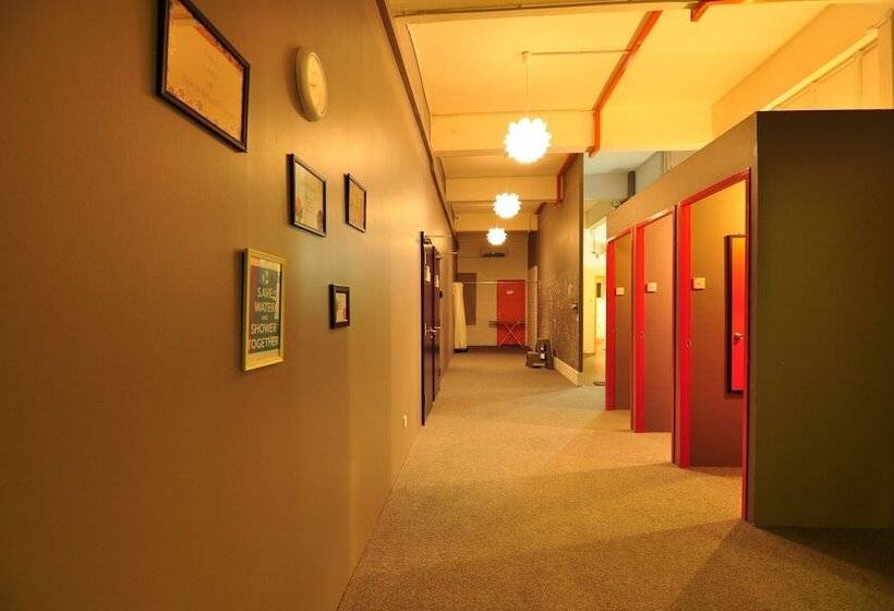 Skypod Hostel