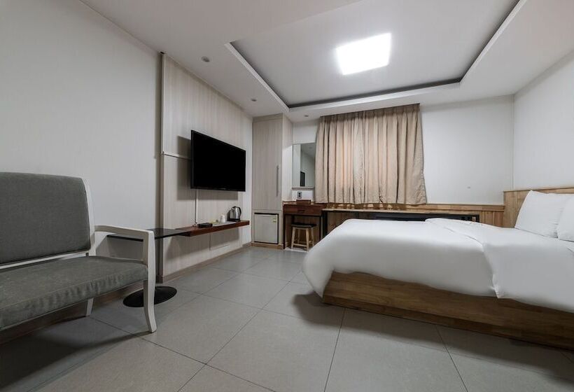 Suwon Hotel Pacific 37