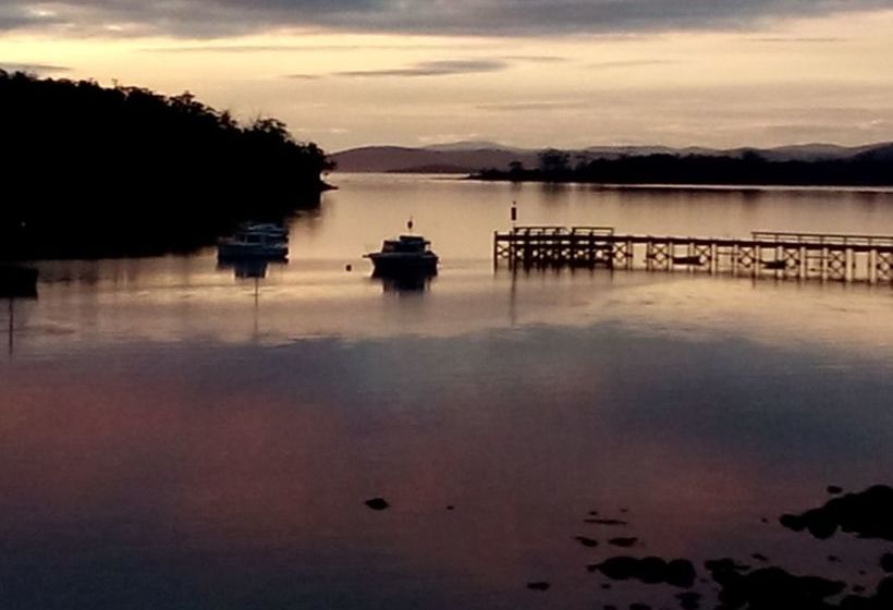 Little Norfolk Bay Events And Chalets