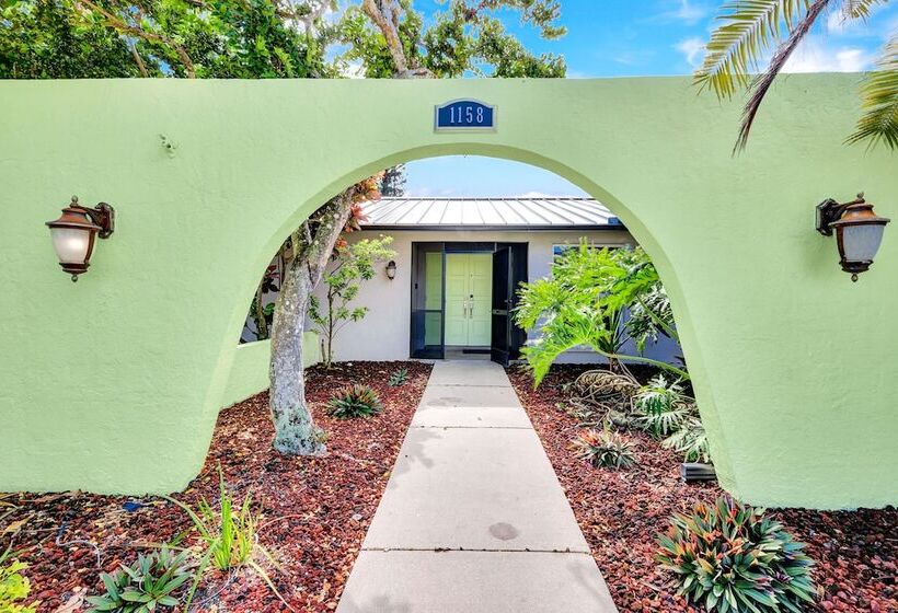 Villa Emerald Coast  Private Villa