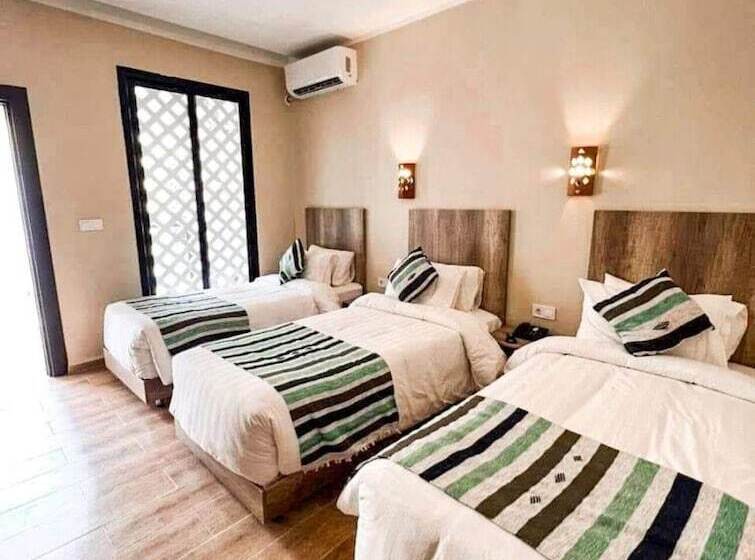 هتل Bladi Palace Taghit