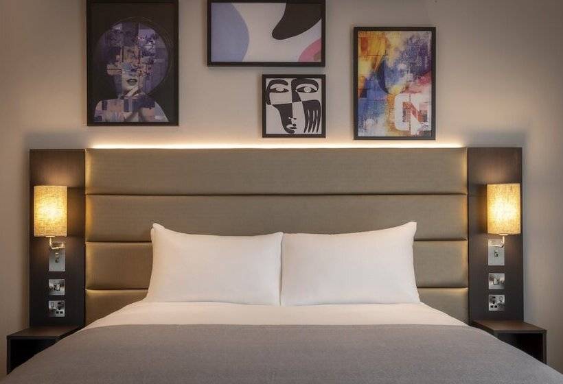 Maldron Hotel Finsbury Park, London