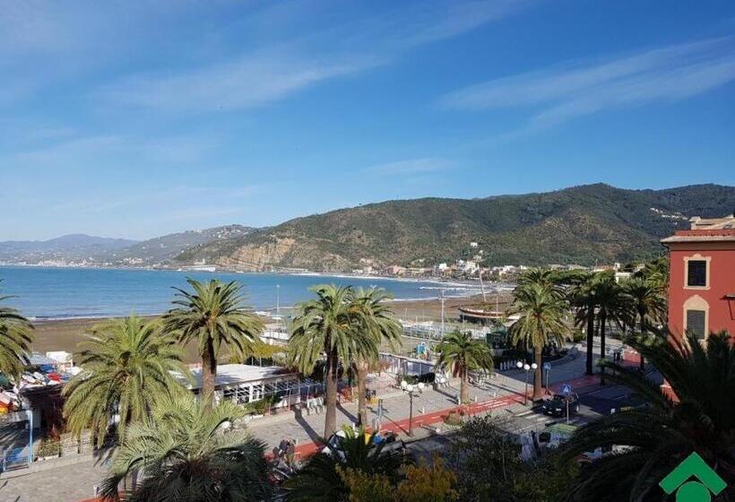 La Pergola Dei Paggi