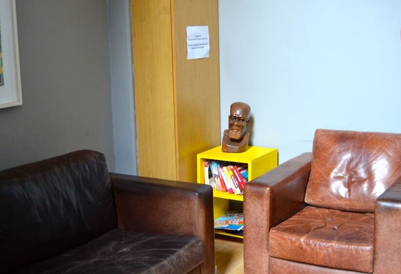 旅馆 Ashanti Lodge Backpackers