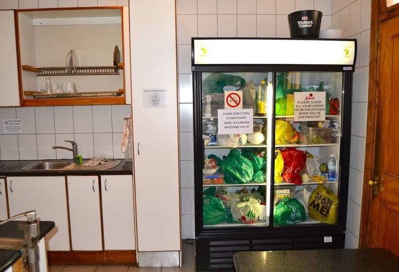 旅馆 Ashanti Lodge Backpackers