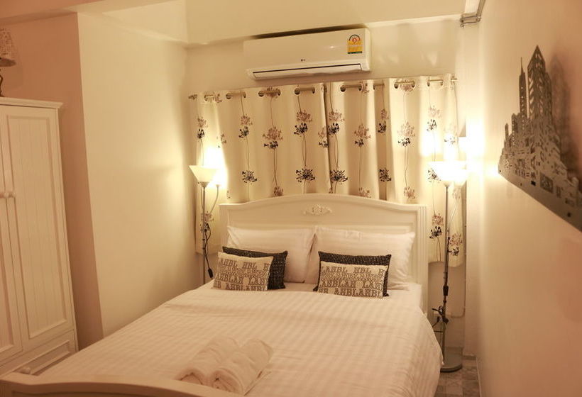 Finlay House   Hostel