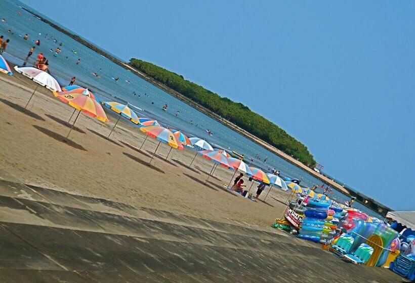 הוסטל Kominka Sharehouse Hooju