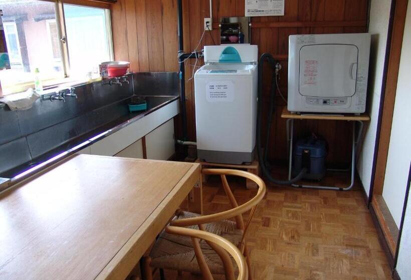 Общежитие Towadako Backpackers