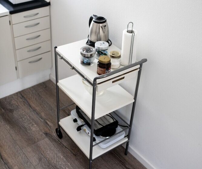 تختخواب و صبحانه Engholmbb