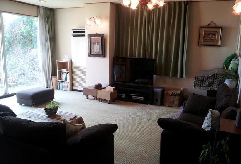 Bed and Breakfast Orange Pension