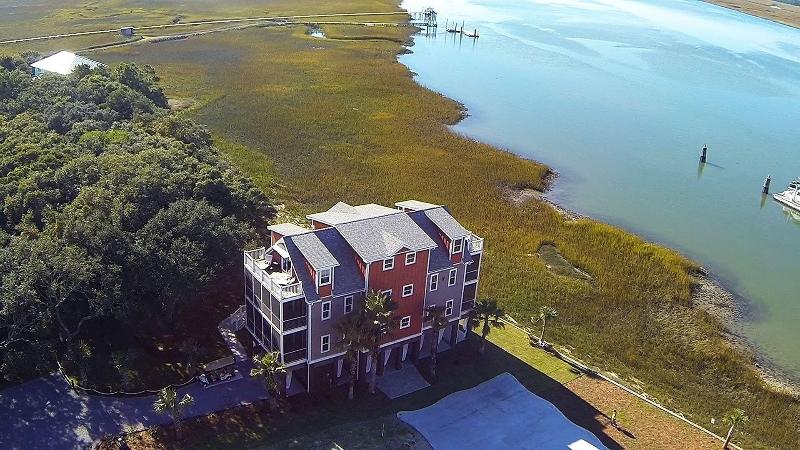 مبيت وإفطار Regatta Inn   Adults Only