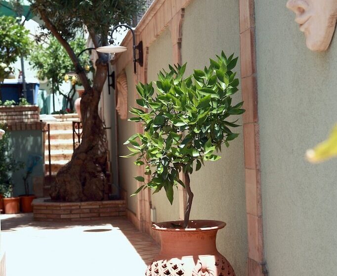 ベッドアンドブレックファースト Villa Cristina