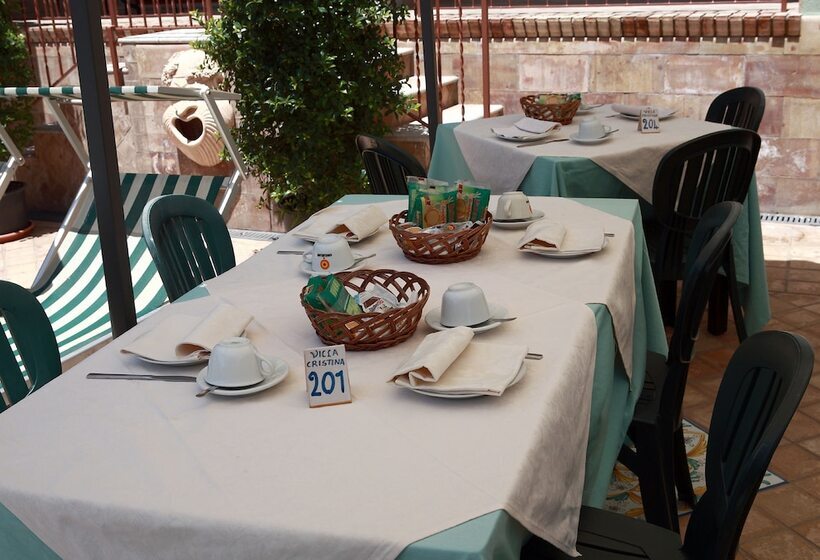 تختخواب و صبحانه Villa Cristina