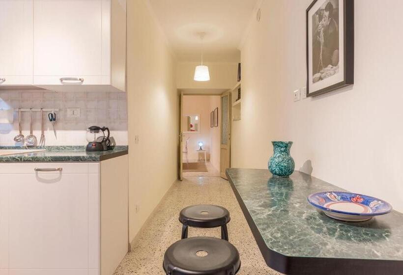 Campo De Fiori Central Flat