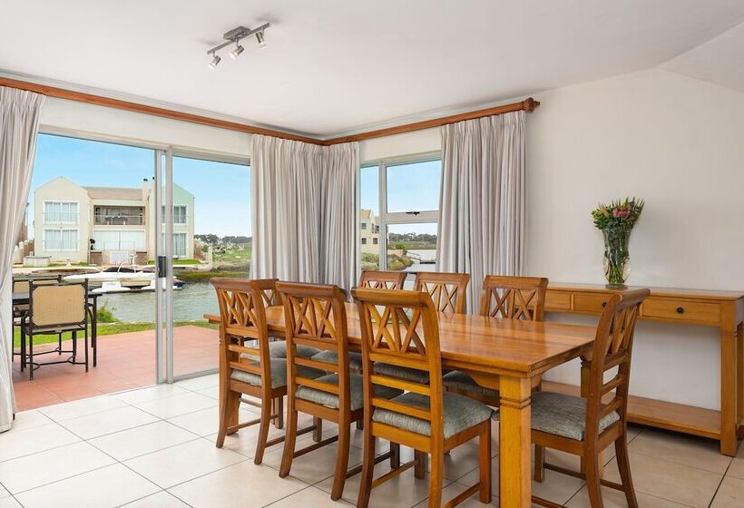 First Group Port Owen Marina