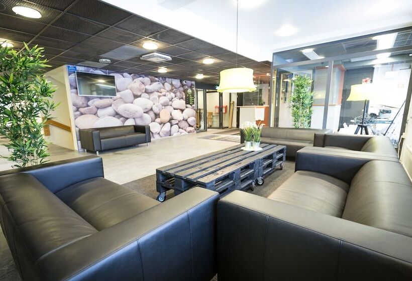 Forenom Hostel Espoo Otaniemi