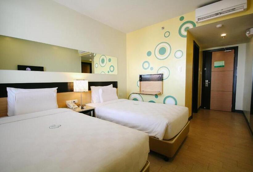 Go Hotels Iloilo