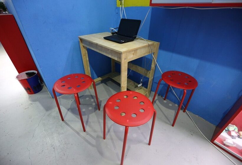 Hero Hostel