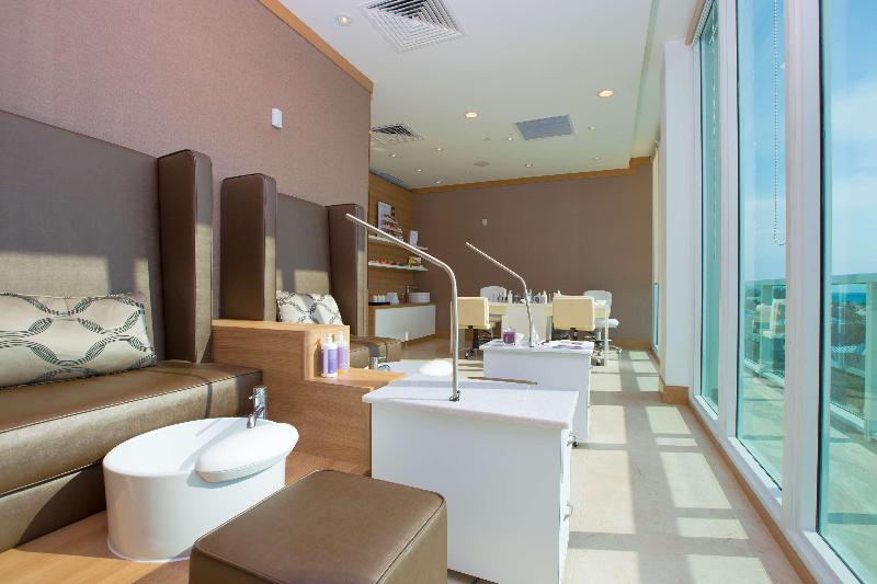 Hilton At Resorts World Bimini