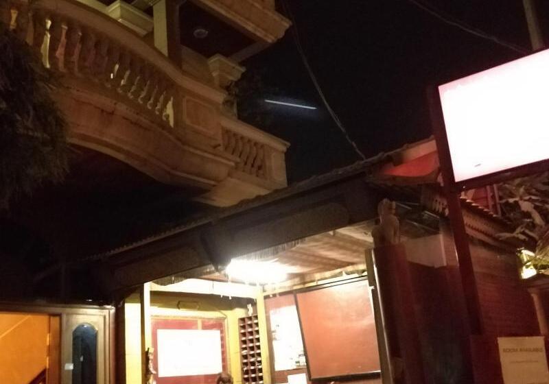 ホテル Archaic House