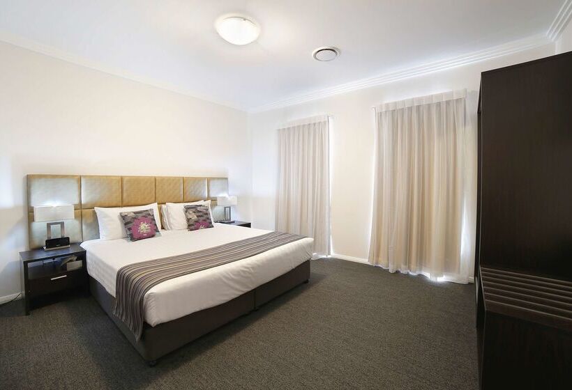 בית מלון כפרי Best Western Plus Bolton On The Park