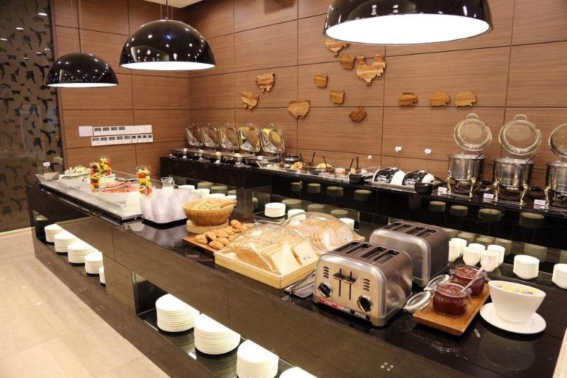 فندق Busan Business