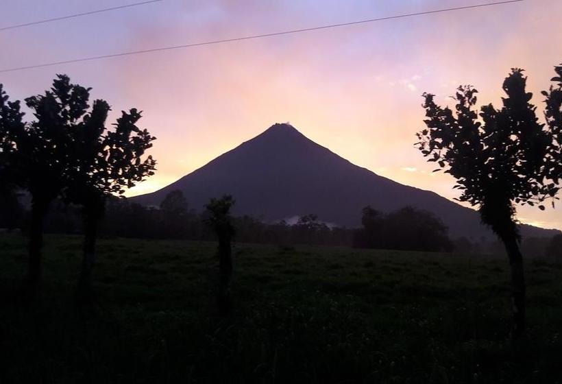 فندق Cerro Chato Ecolodge