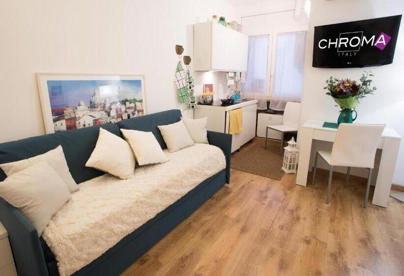 בית מלון כפרי Chroma Italy   Chroma Octho