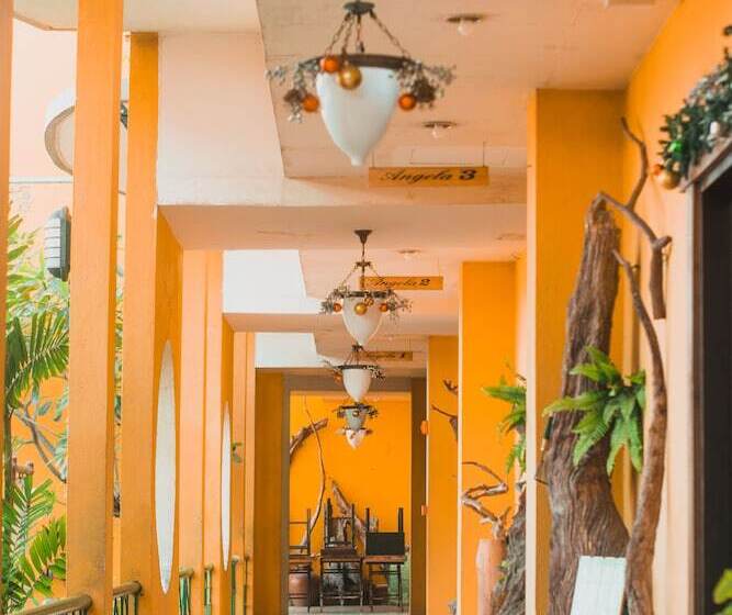 هتل Country Village