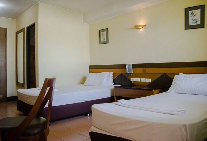 هتل Country Village